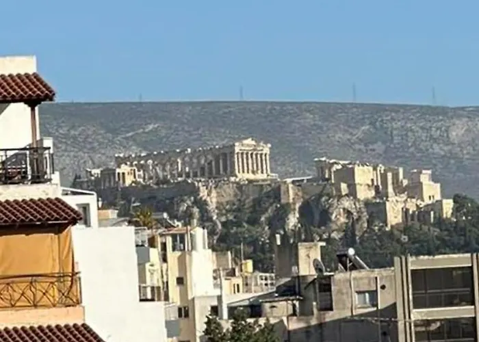 Minimalist Athenian Apartments N7